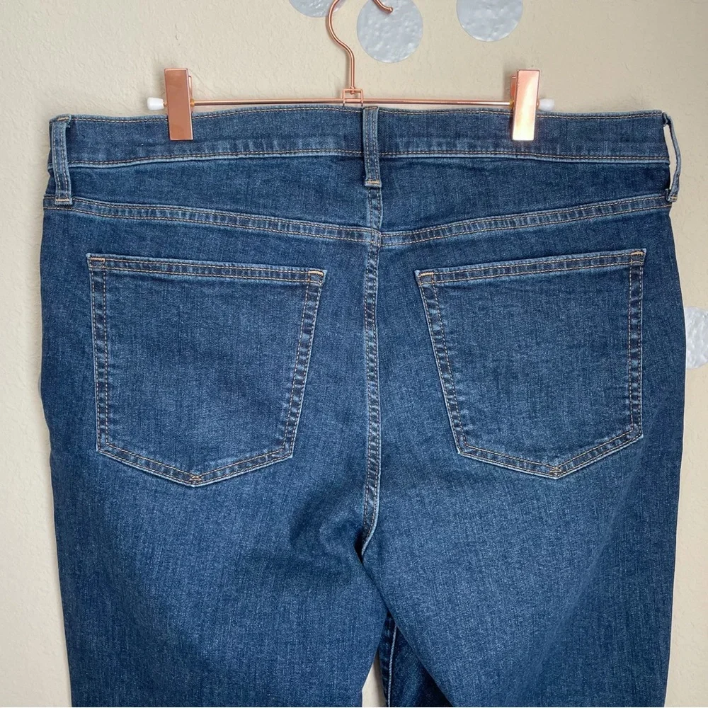 Gap Baby Boot Cut Mid-Rise Jeans with Short Inseam - Picture 6 of 8
